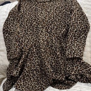 Leopard Print Long Sleeve Top